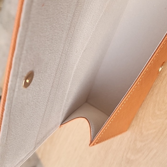 Tory Burch Orange Eyeglass Case With Poach - Picture 6 of 7